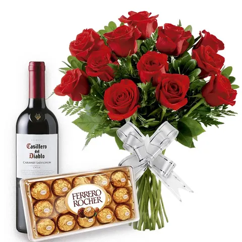 Buquê de Flores Tradition 12 Rosas com Bombons e Vinho