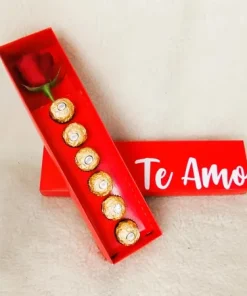 Caixa com Rosa Solitária Chocolates e Frase