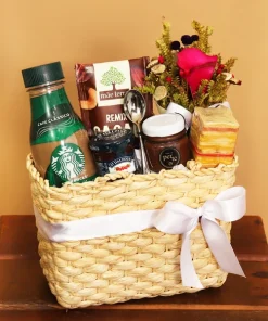 Alternative view of Cesta Paixão das Delicias